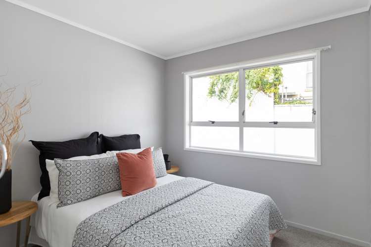 2 Edith Place Dinsdale_7