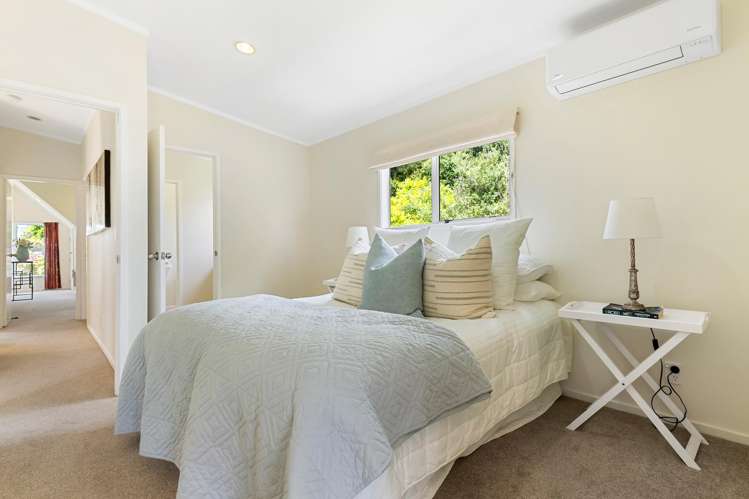 42 Oaktree Avenue Browns Bay_17