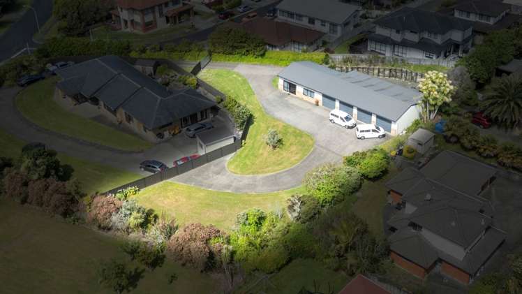 8 Burgundy Park Avenue_5