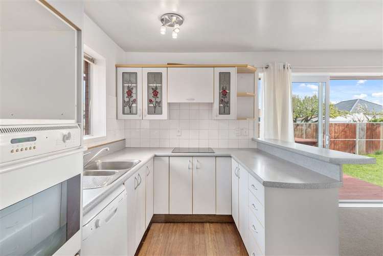 16 Marshwood Place Sockburn_5