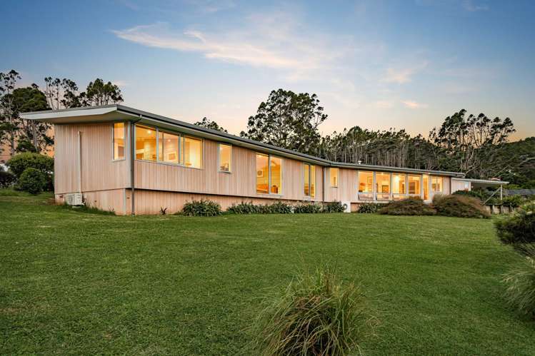 38 Upland Road Huia_6