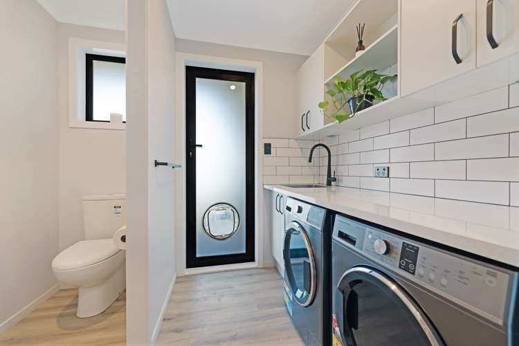 597 No 7 Road Springdale_11