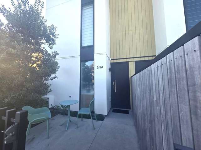 6/5A Maranui Street 11229_1