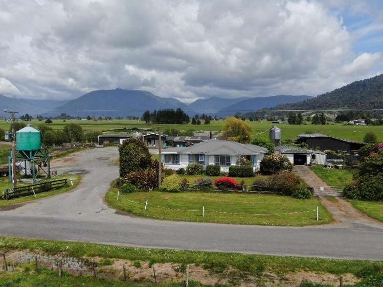 18 Municipal Road, Kowhitirangi_0