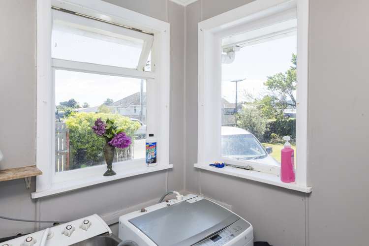 24 Glasgow Crescent Kaiti_4