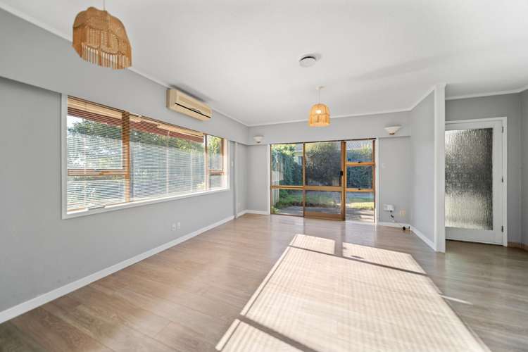 2/18 Mcleod Road Henderson_7