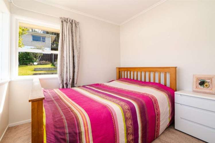 54 Ravenwood Drive Forrest Hill_11