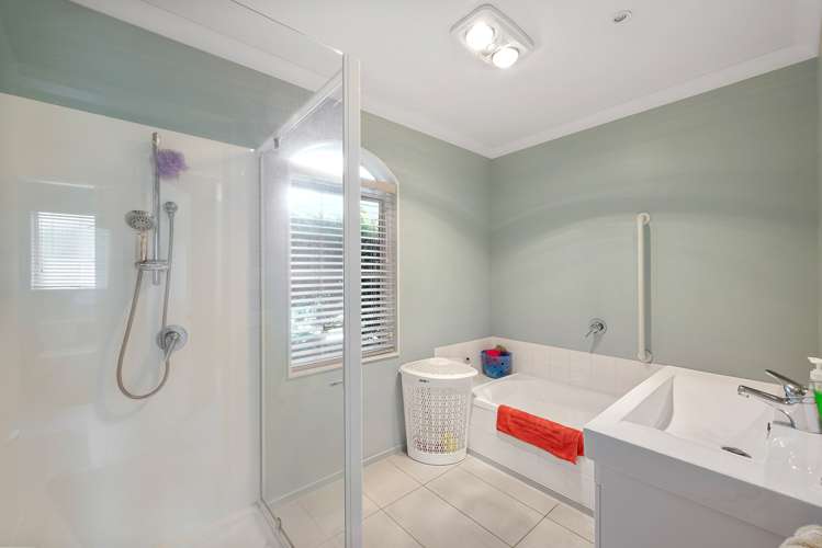 11 Roussel Place Springlands_14