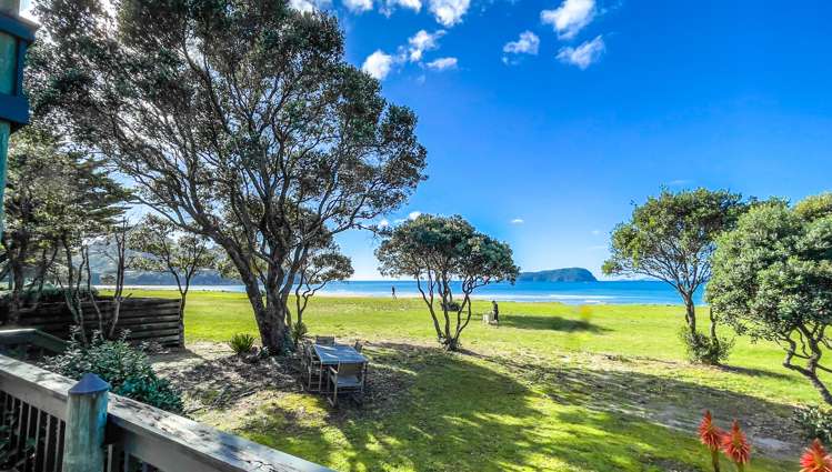 19 Claxton Avenue Pauanui_6