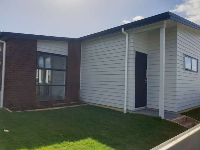 24 Karearea Avenue Porirua_1