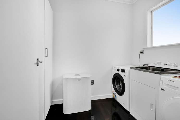 290 Devon Street West New Plymouth_18