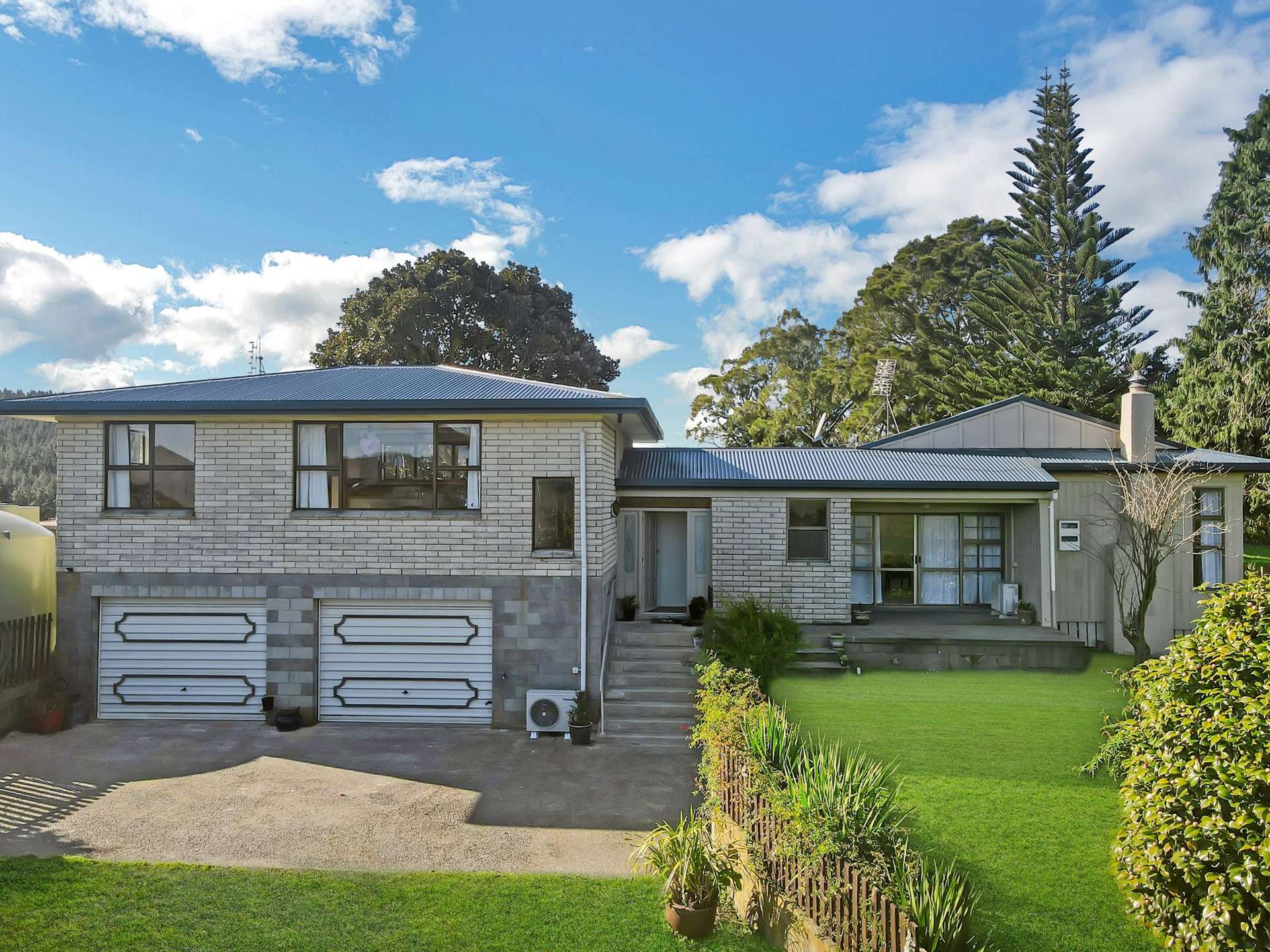 3001a State Highway 2 Waitakaruru_0
