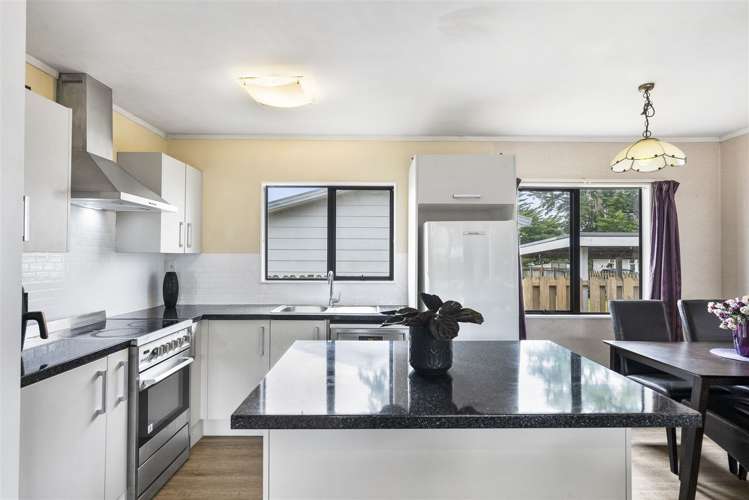 1/12 Aurea Avenue Pakuranga_2