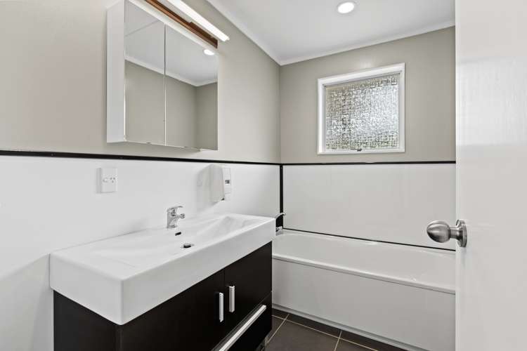 7 Te Ngaere Place Merrilands_13