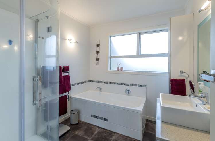 12 Kennedy Drive Levin_4