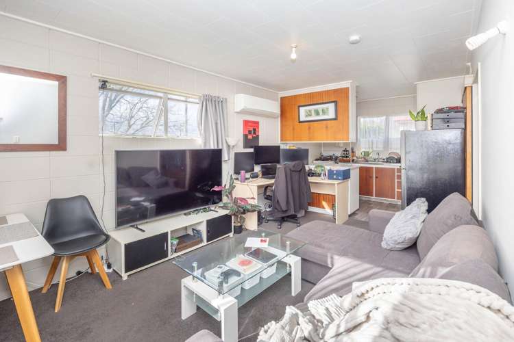 81 A-E Firth Street Hamilton East_20