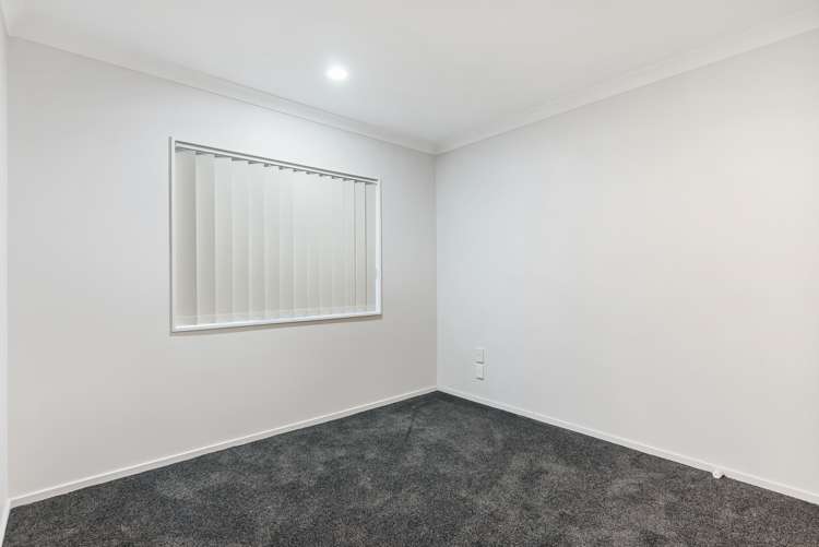 7 Exotic Place Massey_16