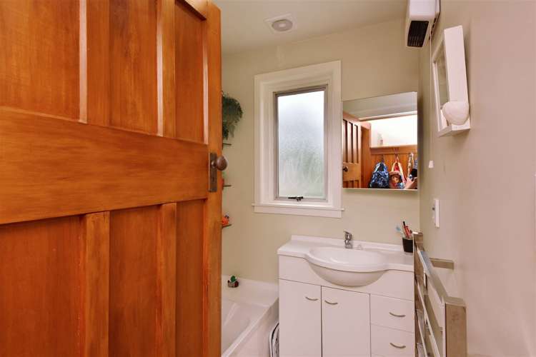 8 Okeover Street Woolston_12