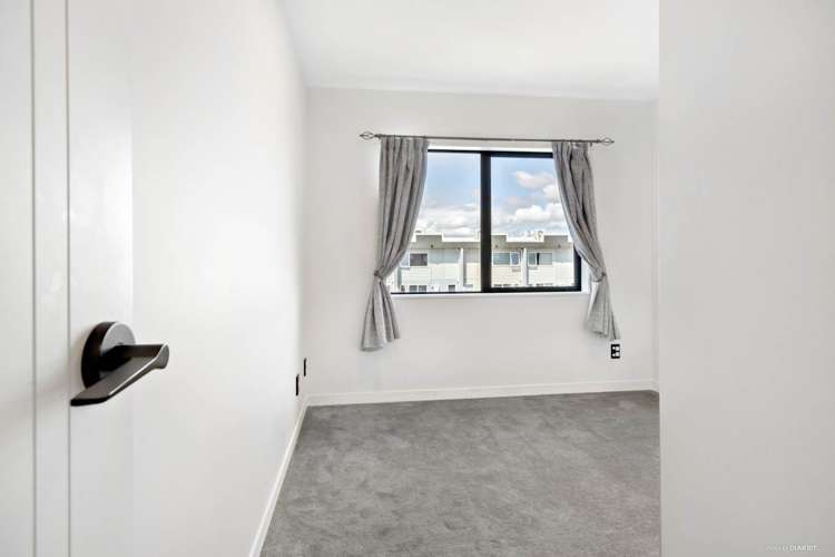 14 Meritage Lane Te Atatu South_12