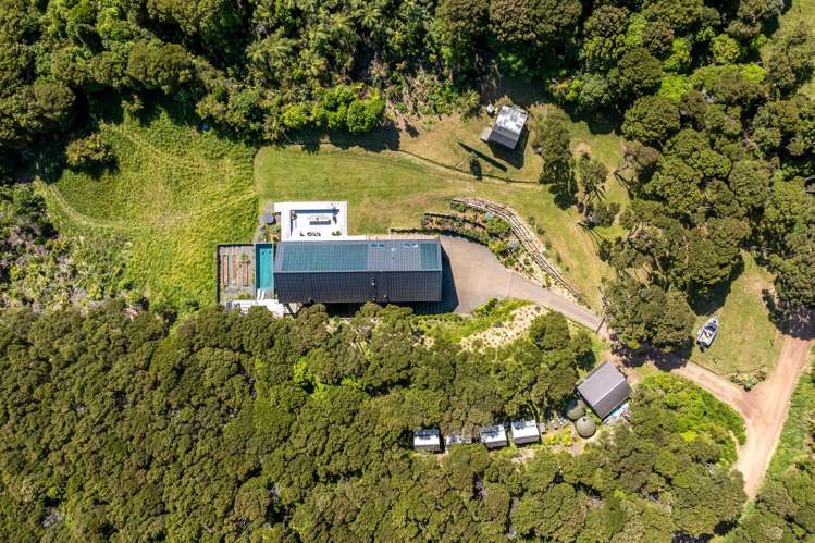 215D Awaawaroa Road Waiheke Island_21