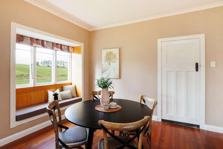112 James Road Halcombe_10