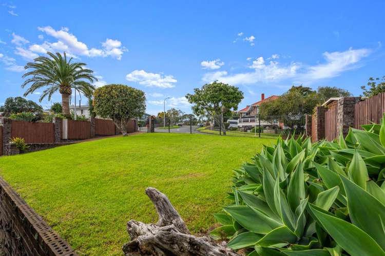 73 Lynbrooke Avenue Blockhouse Bay_3
