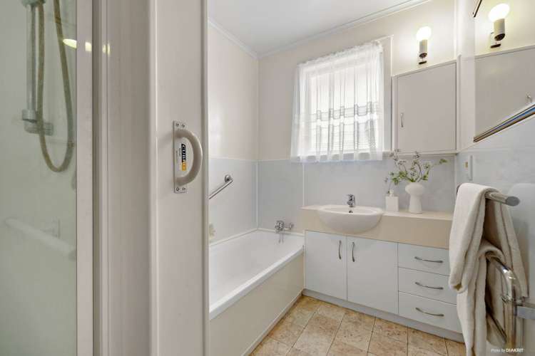 24 Kelvyn Grove Hillpark_14