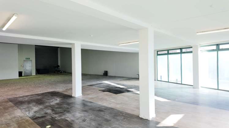 4/4 Freeman Way Manukau_13