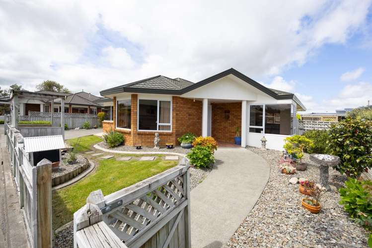 2 Perreau Court Feilding_11