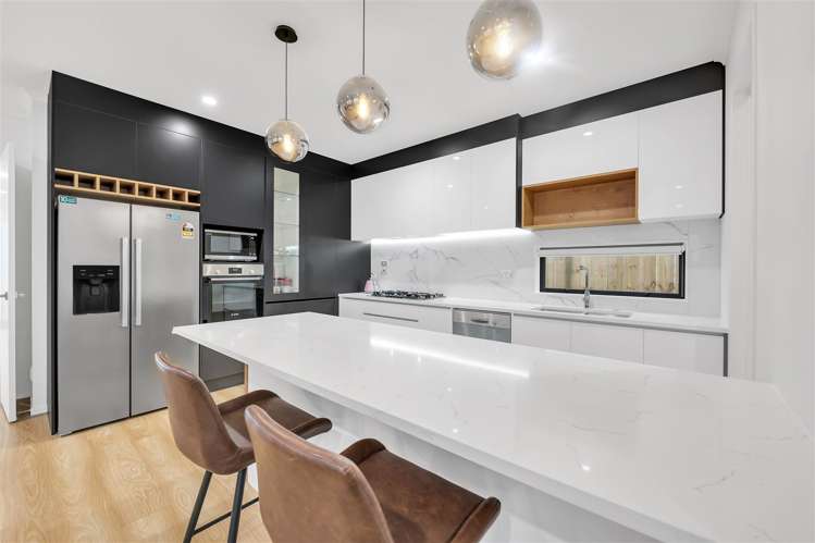 16 Puruatanga Drive Flat Bush_8