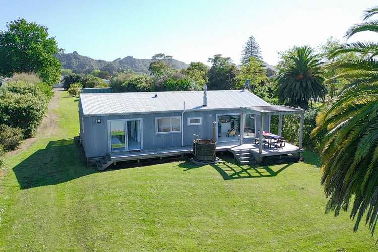 14 Monkhouse Street Tolaga Bay_23