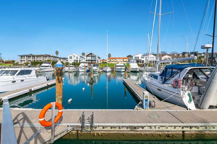 153 Waterside Crescent Gulf Harbour_17