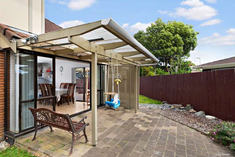 3/7 Roslyn Road Mount Wellington_13