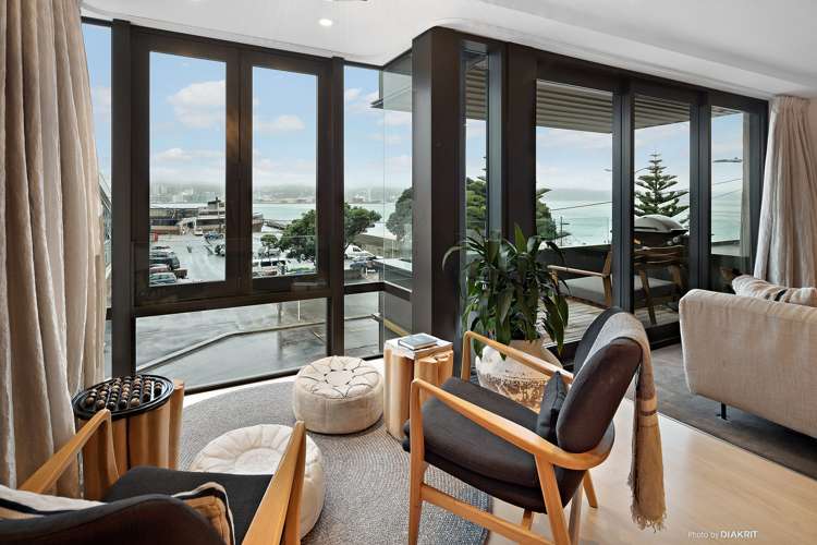 2e/150 Oriental Parade Oriental Bay_3