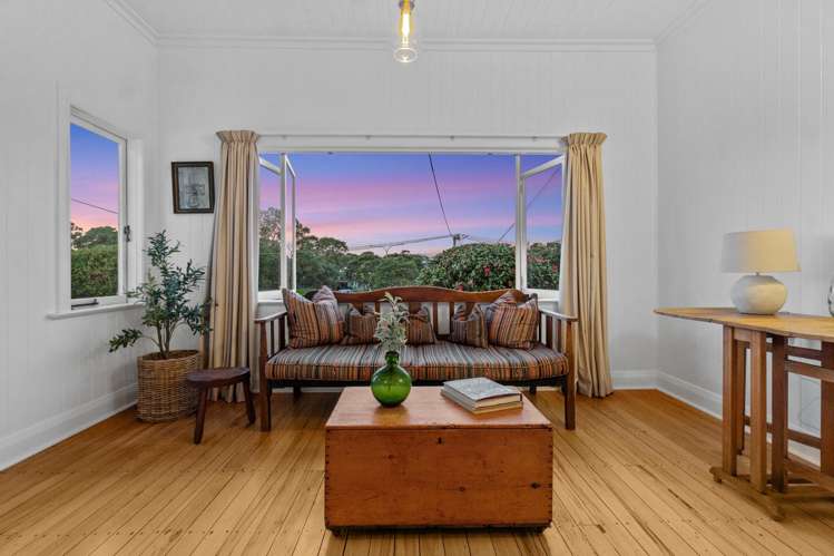 2 Seabreeze Road Devonport_11
