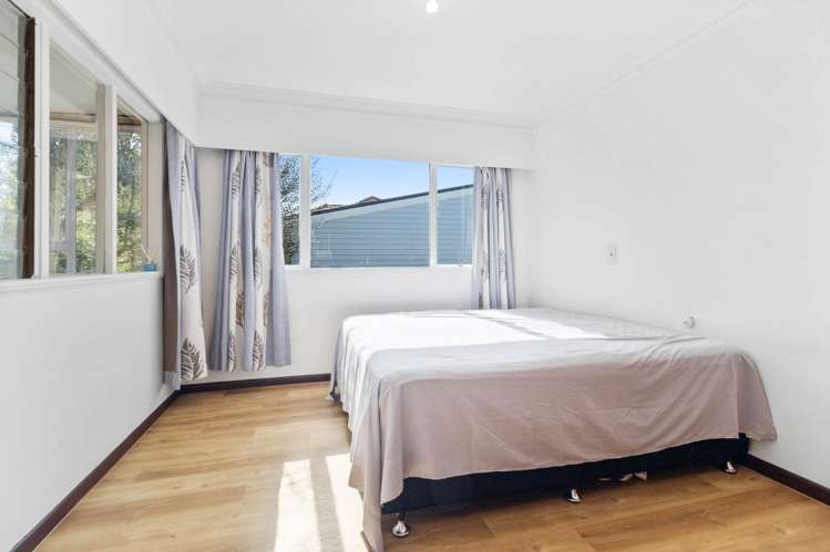 1 Mark Road Mt Albert_16