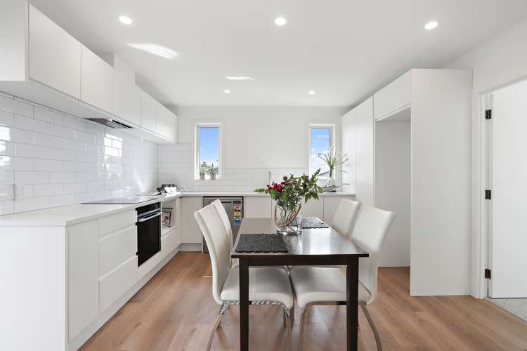 59 Glendale Road Glen Eden_13