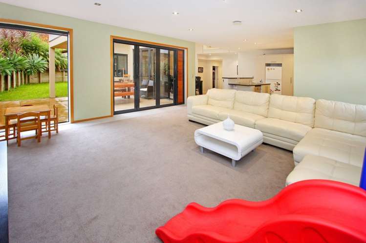 37 Gibbston Crescent Flat Bush_4