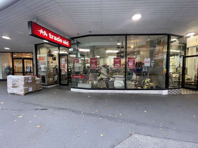 Attractive retail opportunity