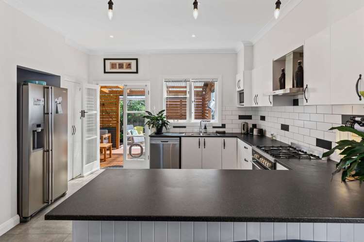 96 Alma Road Gonville_11