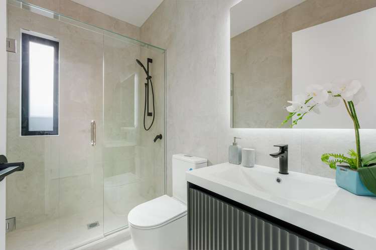 96 Huanui Drive Orewa_19