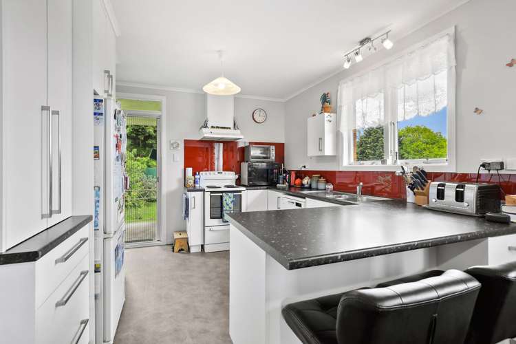 10 Saint Lukes Crescent Te Kuiti_15