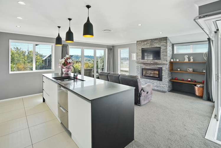 11 Katania Heights Brightwater_8