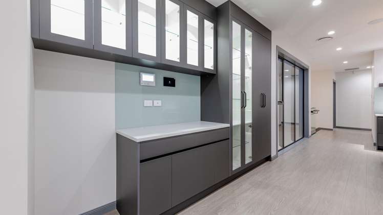 14 Greenstead Close Flat Bush_16