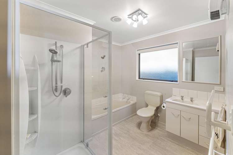 55 Washbourn Drive Richmond_12