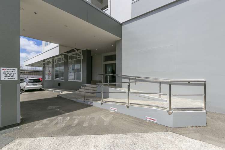 214/107 Thorndon Quay Pipitea_6