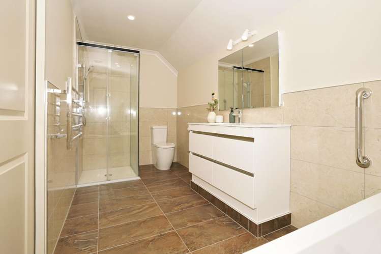 62 Saint James Drive Huntington_13