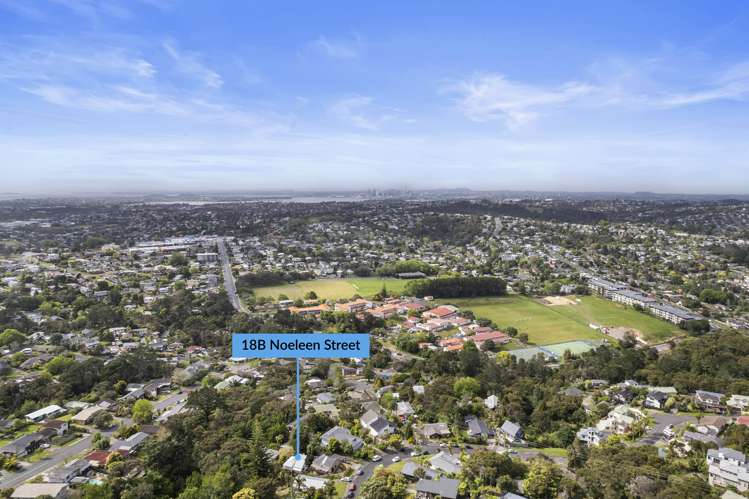 2/18 Noeleen Street Glenfield_12