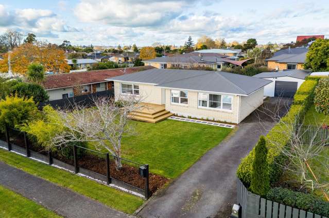 3 Russleigh Drive Dinsdale_2