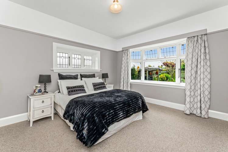 29 Broadway Avenue Waikuku Beach_22